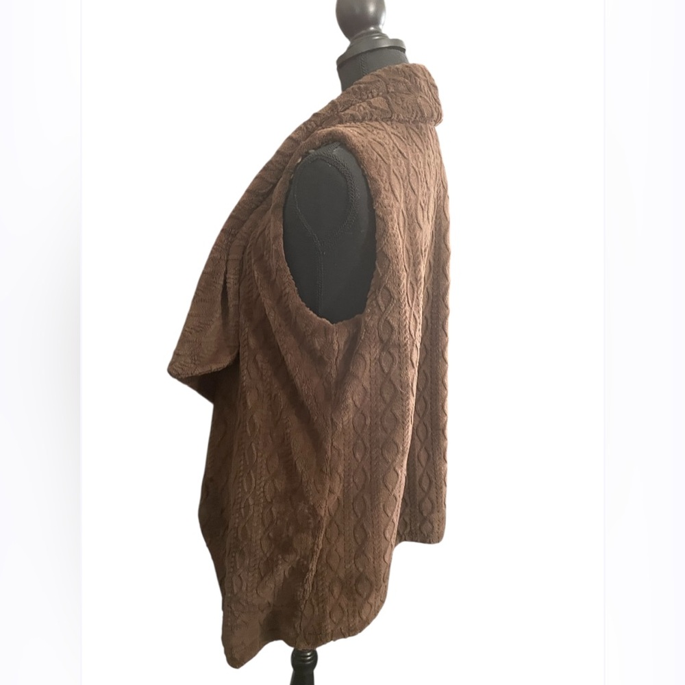 Women’s ANYBODY Chocolate Brown Suede Velvety Vest Size Large - Picture 4 of 9
